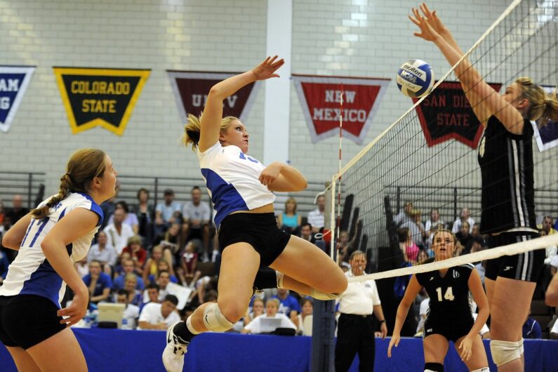 Volleyball, Return Spike